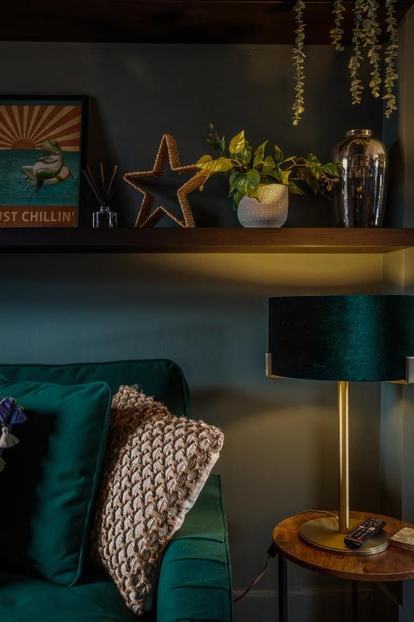 Stylish Romantic Country Escape Near Chester Holiday home Christleton